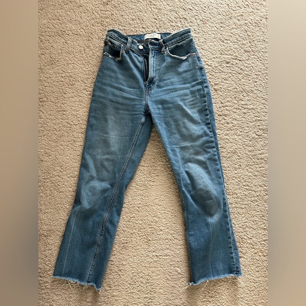 The Ankle Straight Jean Abercrombie curve love